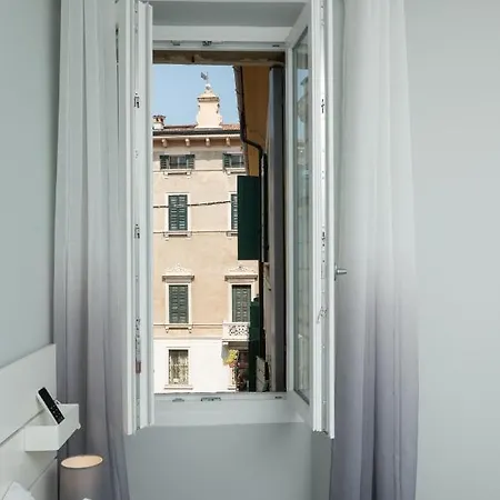 Brand New Flat In The Heart Of